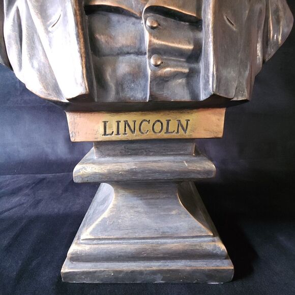 Vintage Bronze Resin Bust Of President Abraham Lincoln Tall Statue Sculpture - Picture 2 of 14